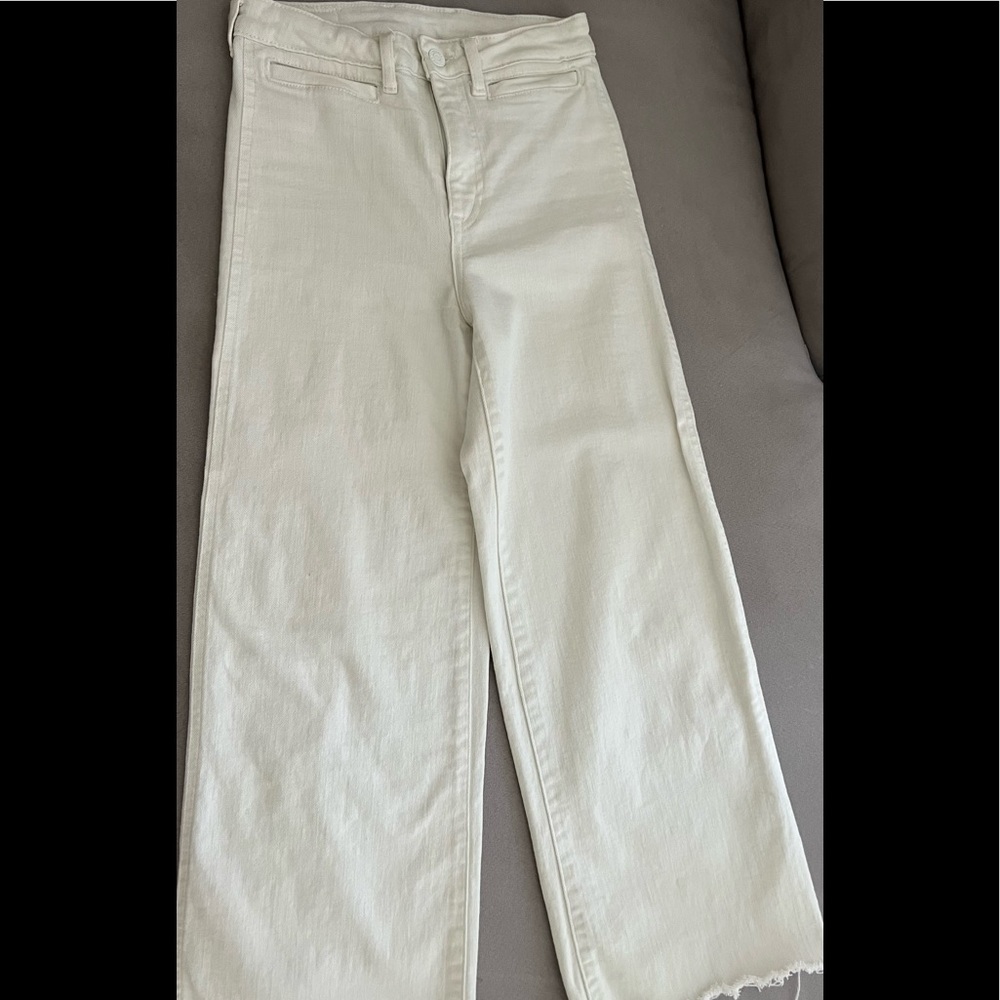 Hnm high waisted cropped white jeans